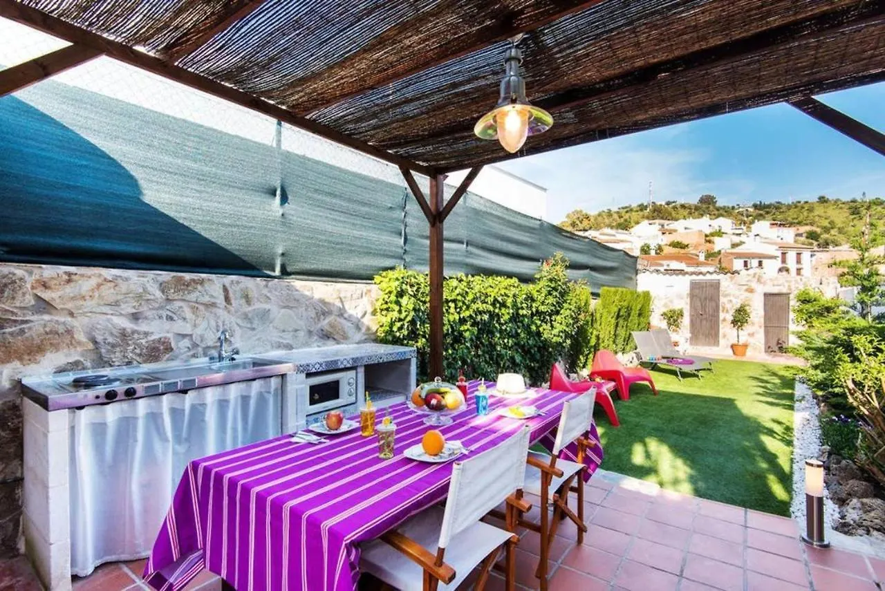 Charming Villa With Private Pool In Riogordo Holiday home